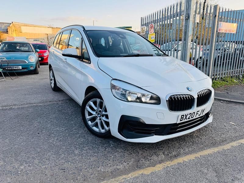 White Used 2020 BMW 218 Estate | £8,995 (Good price) - Image 1/4