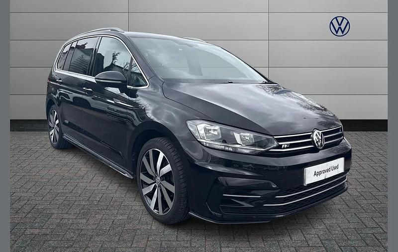 Used VW Touran R-line 190 HP (139 kW) 2019 Black MPV