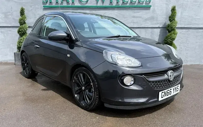 Used Vauxhall Adam Glam 69 HP (50 kW) 2016 Hatchback