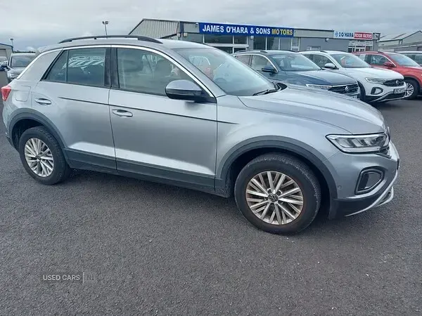 Used VW T-Roc Life 150 HP (110 kW) 2023 Silver SUV
