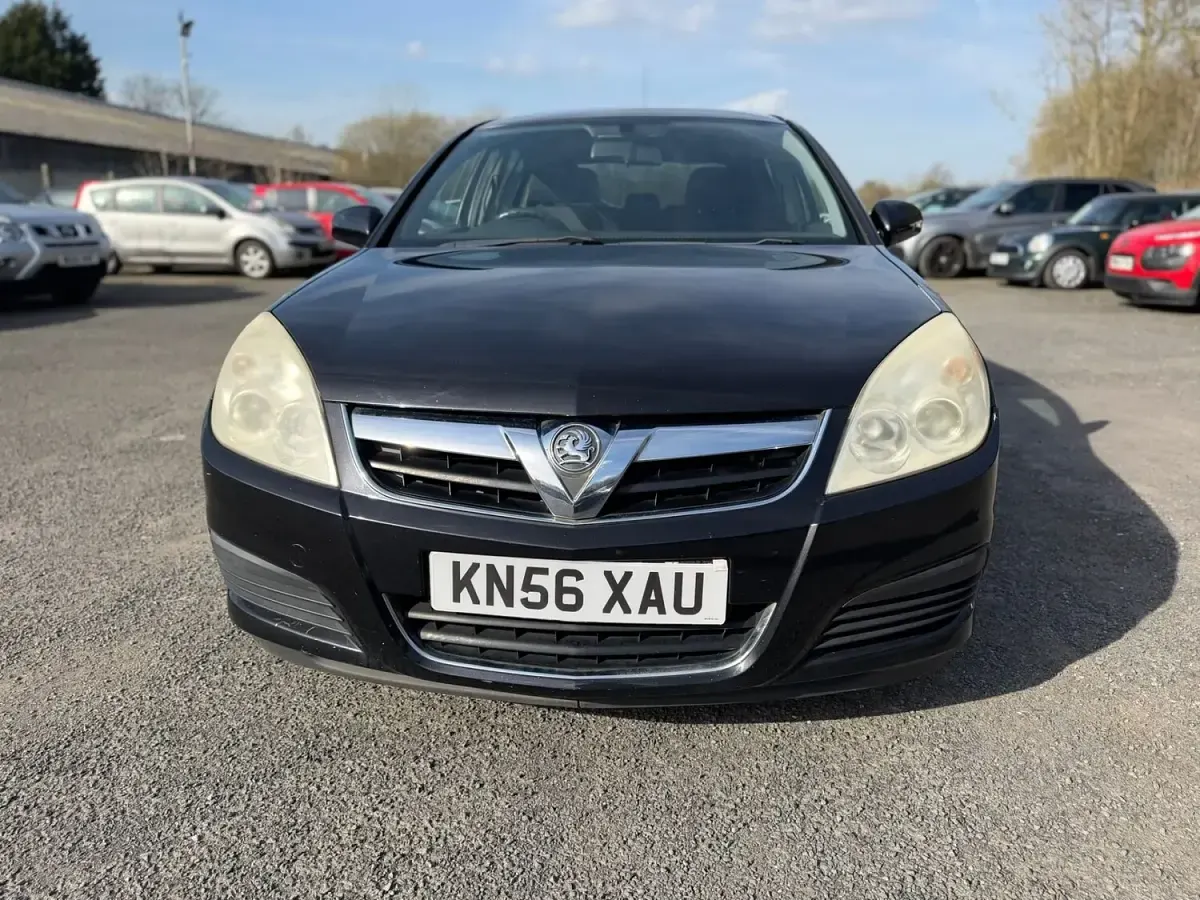 Used Vauxhall Signum Elegance 150 HP (110 kW) 2006 Black Hatchback