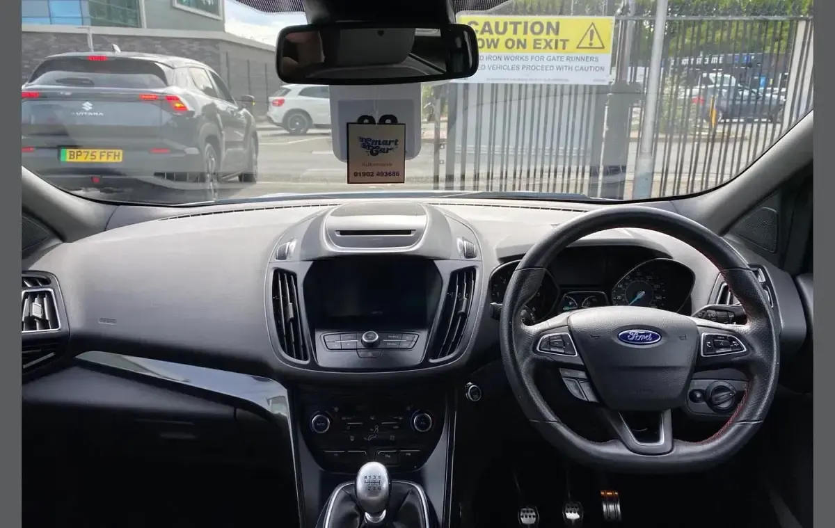 Used Ford Kuga ST-Line 120 HP (88 kW) 2019 White SUV
