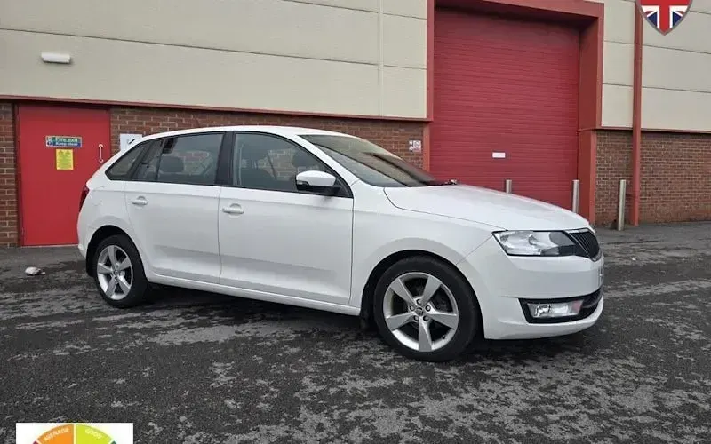 Begagnad Skoda Rapid SE 90 HK (66 kW) 2016 Halvkombi
