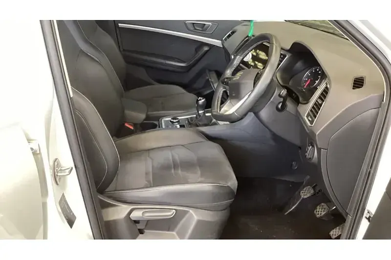 Used Seat Ateca Xperience 2022 White SUV