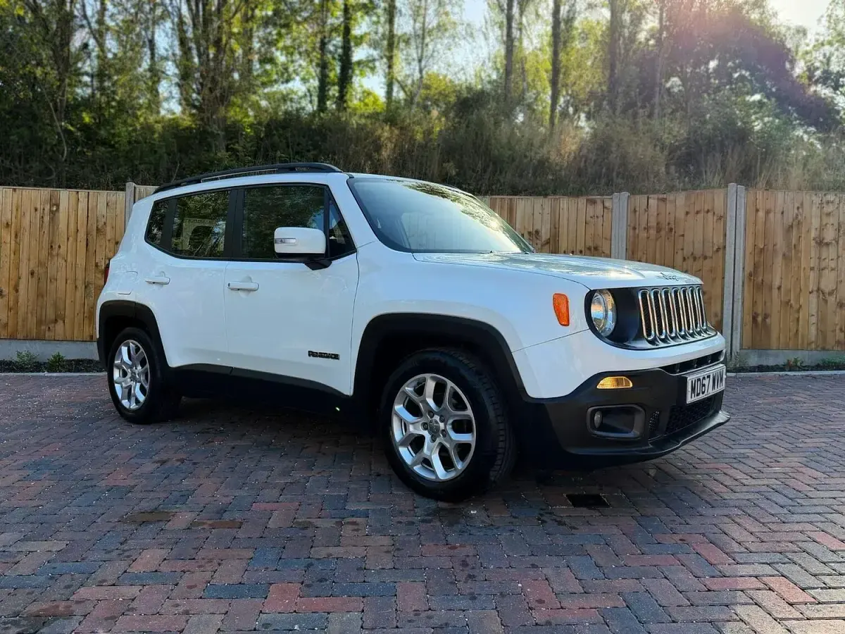Used Jeep Renegade Longitude 120 HP (88 kW) 2017 White SUV