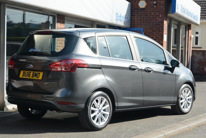 Used Ford B-MAX Titanium 105 HP (77 kW) 2016 Grey MPV