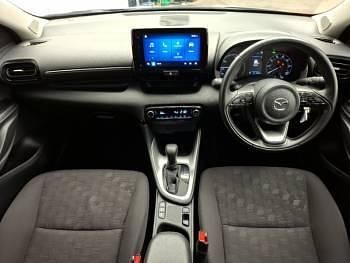 Usado Mazda 2 Center-Line 116 HP (85 kW) 2024 Branco Citadino