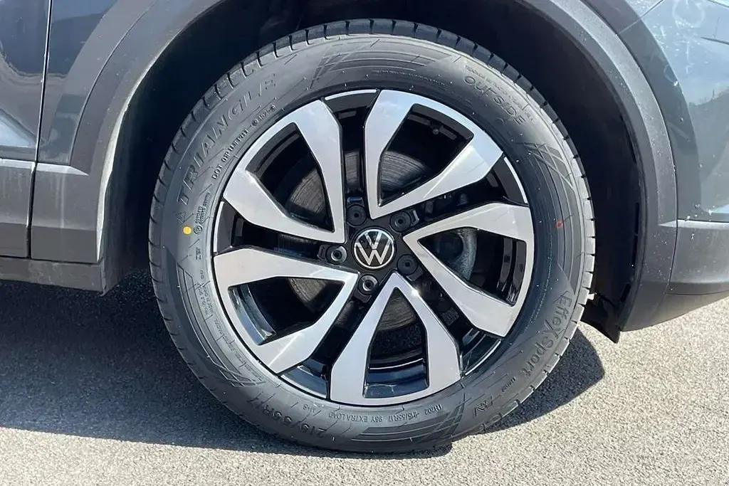 Used VW T-Roc Active 110 HP (80 kW) 2021 Grey SUV