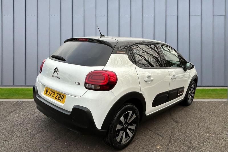 Used Citroën C3 PureTech 82 HP (60 kW) 2023 White Hatchback