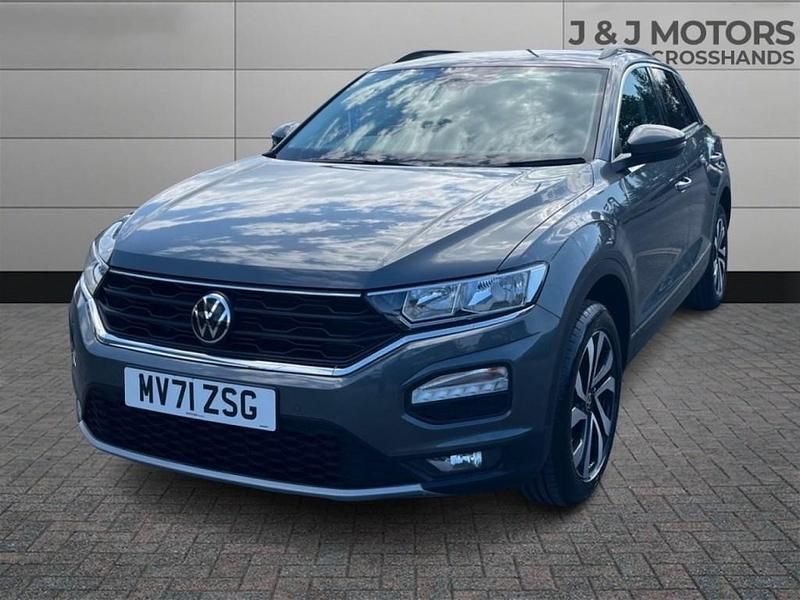Used VW T-Roc Active 110 HP (80 kW) 2021 Grey SUV