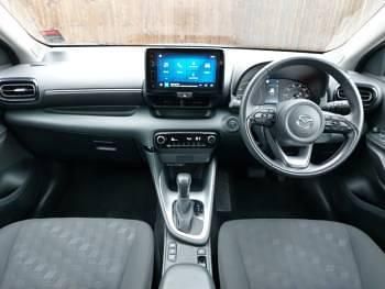 Begagnad Mazda 2 Exclusive-Line 116 HK (85 kW) 2024 Svart Halvkombi