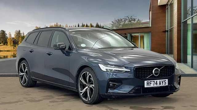 Used 2025 Volvo V60 Plus Estate | £32,200 (Fair price) - Image 1/4