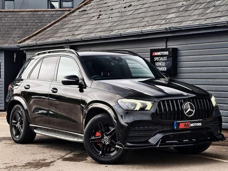 Black Used 2020 Mercedes GLE300 AMG line SUV | £32,789 (Fair price) - Image 1/4