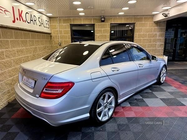 Used Mercedes C250 201 HP (147 kW) 2011 Silver Sedan