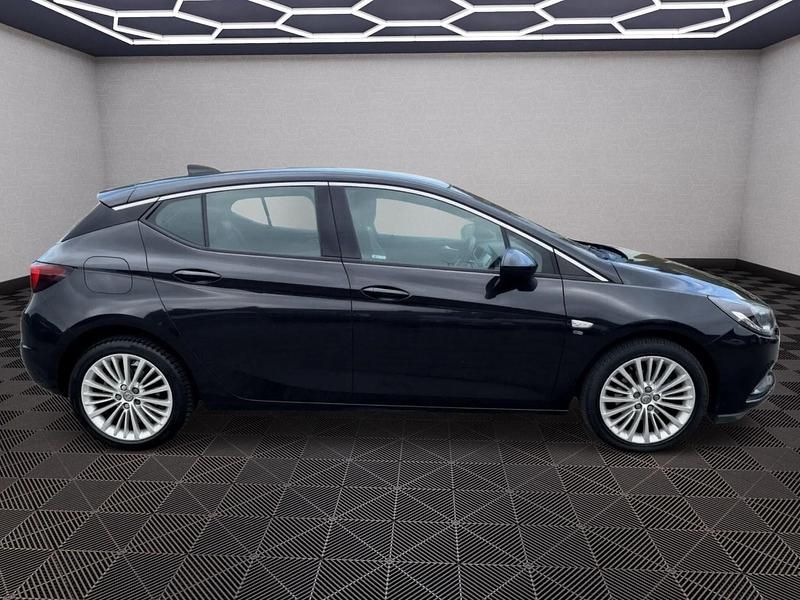 Used Vauxhall Astra Elite 150 HP (110 kW) 2016 Black Hatchback
