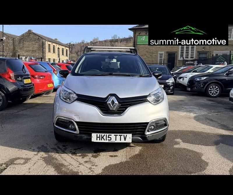 Second-hand Renault Captur Dynamique 90 CP (66 kW) 2015 Argintiu SUV