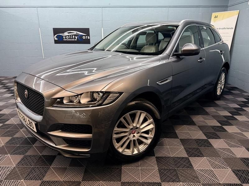 Used Jaguar F-Pace Portfolio 180 HP (132 kW) 2018 Grey SUV