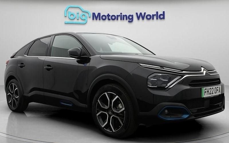 Usado Citroën e-C4 Shine 100 kW (136 HP) 2022 Citadino