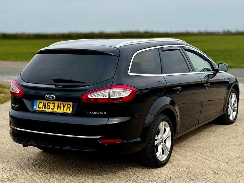 Used Ford Mondeo Business Edition 140 HP (102 kW) 2013 Black Estate
