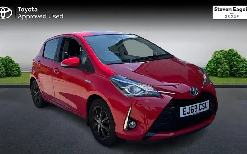 Used Toyota Yaris 101 HP (74 kW) 2020 Hatchback