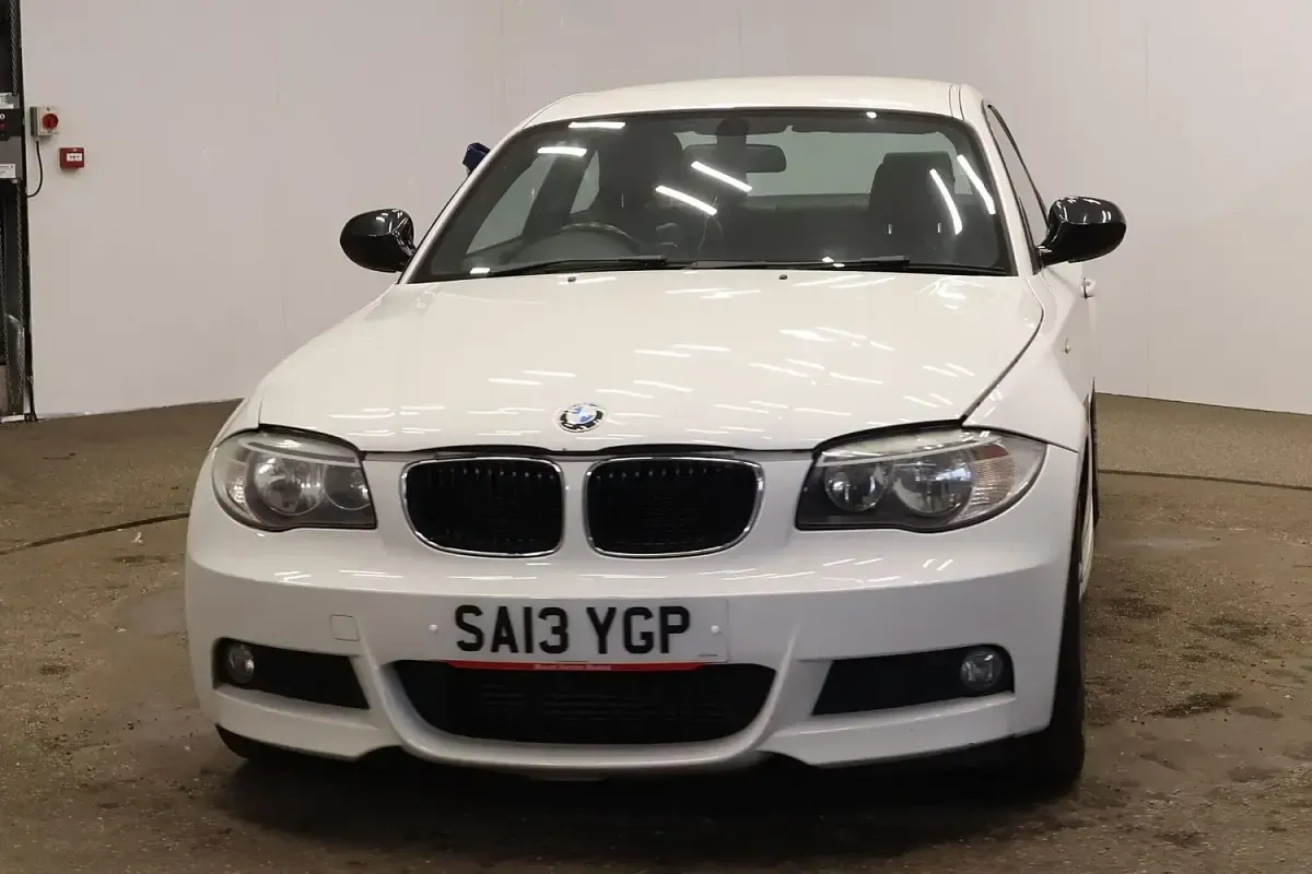 Used BMW 118 Coupé Sport Line 143 HP (105 kW) 2013 White Coupe