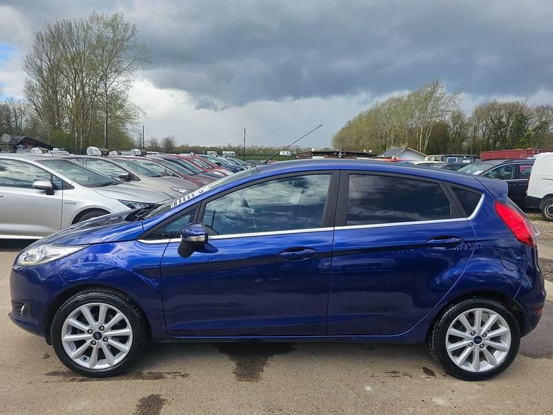 Used Ford Fiesta Titanium 2015 Blue Hatchback