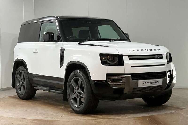 White Used 2022 Land Rover Defender SE Dynamic SUV | £48,000 (Super price) - Image 1/4