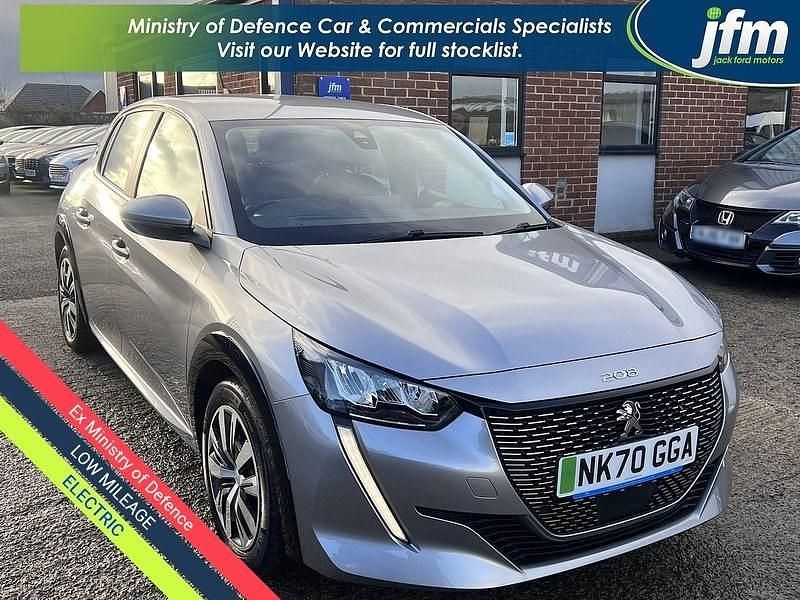 Used Peugeot e-208 Active 100 kW (136 HP) 2020 Silver Hatchback