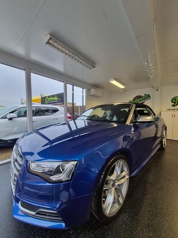 Usado Audi A5 Cabriolet Advanced 500 HP (367 kW) 2015 Azul Cabrios