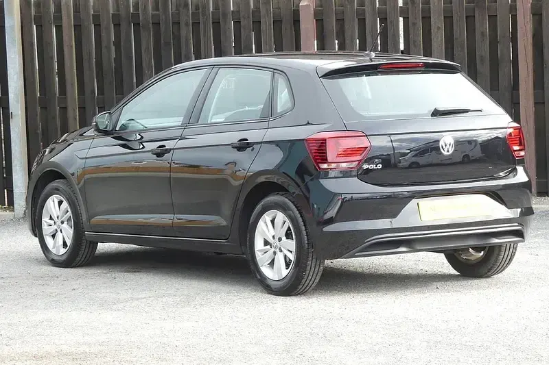 Used VW Polo SE 95 HP (69 kW) 2019 Black Hatchback