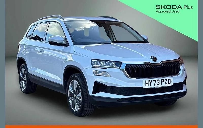 Used Skoda Karoq SE Drive 113 HP (83 kW) 2023 Moon white metallic SUV