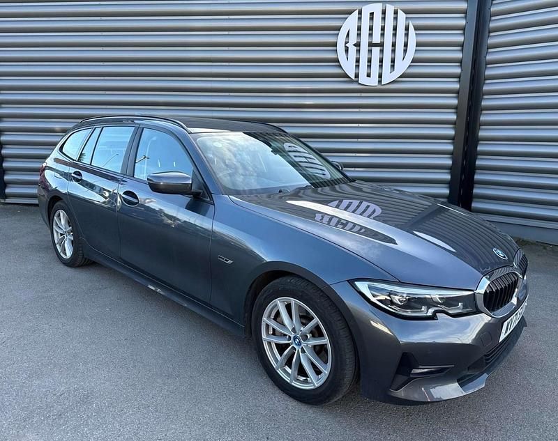Used BMW 330e Comfort Edition 2021 Grey Estate