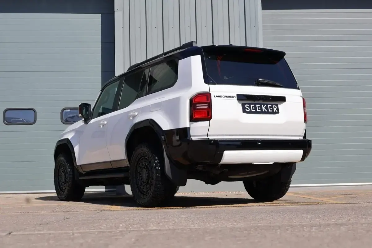 Novo Toyota Land Cruiser 2026 Branco