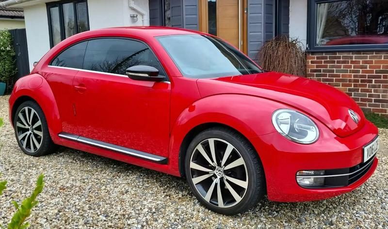Used VW Beetle Sportline 150 HP (110 kW) 2016 Red Hatchback