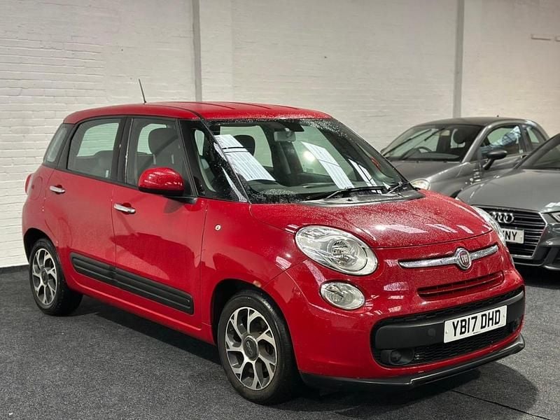 Red Used 2017 Fiat 500L Pop Star MPV | £3,495 (Fair price) - Image 1/4