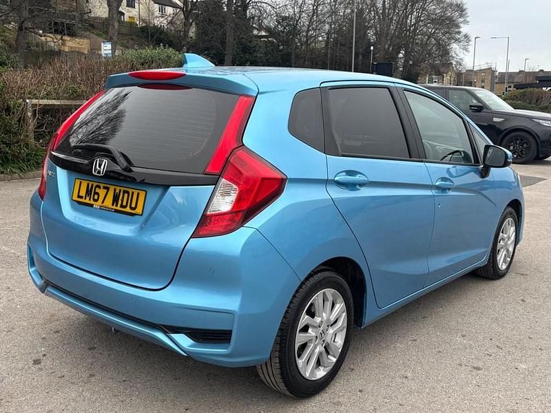Used Honda Jazz SE 102 HP (75 kW) 2018 Blue Hatchback