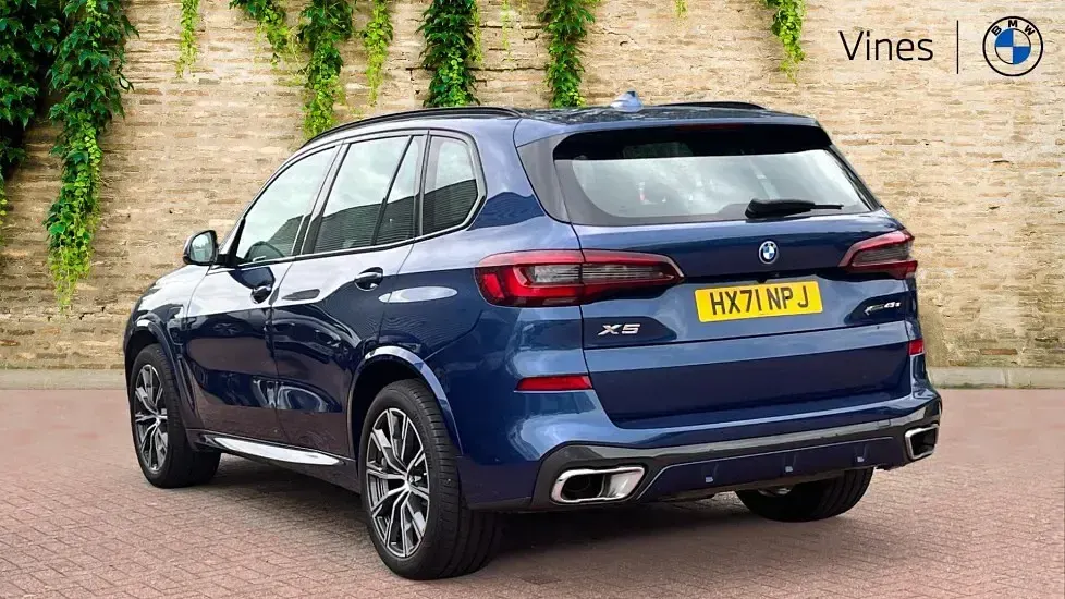 Used BMW X5 M Sport 394 HP (289 kW) 2021 Blue SUV