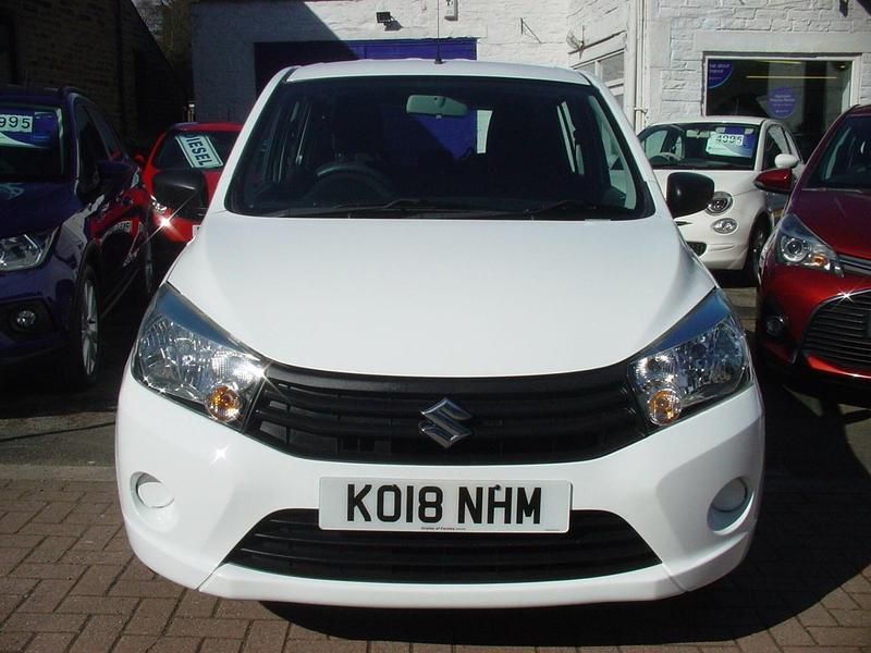 Used Suzuki Celerio 68 HP (50 kW) 2018 White Hatchback