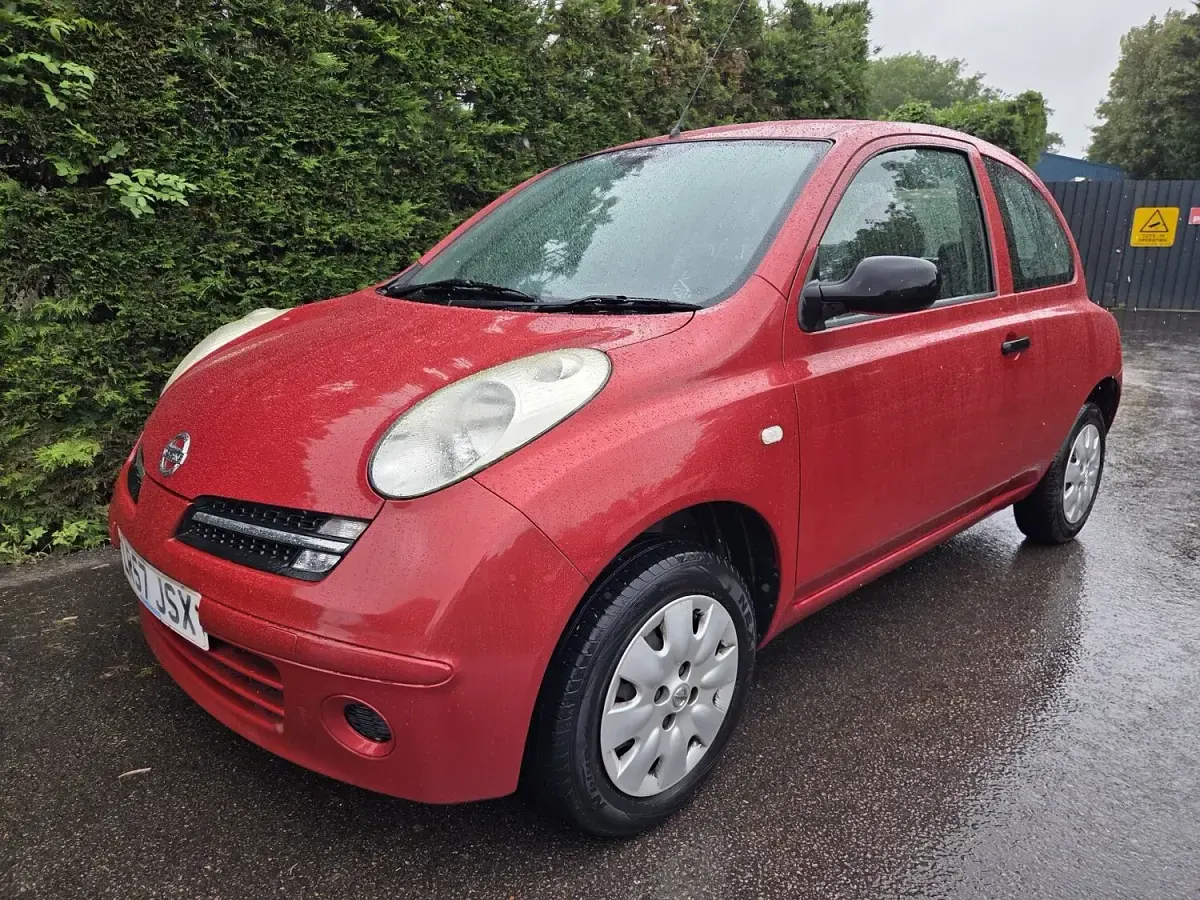 Used Nissan Micra 65 HP (47 kW) 2007 Red Hatchback