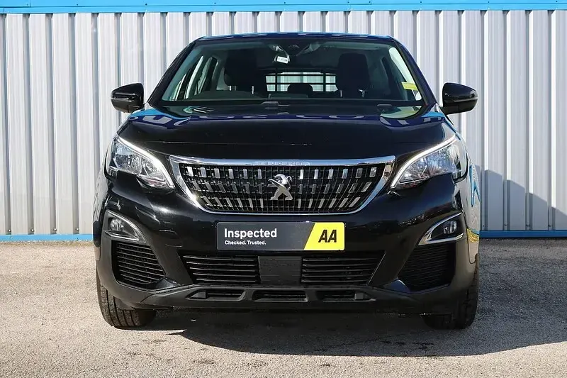 Used Peugeot 3008 Active 130 HP (95 kW) 2019 Black SUV