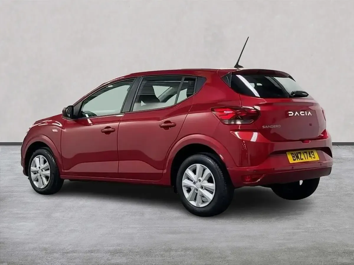 Used Dacia Sandero Expression 90 HP (66 kW) 2023 Red Hatchback