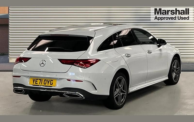 Used Mercedes CLA250e AMG Line Premium Plus 214 HP (157 kW) 2022 White Sedan