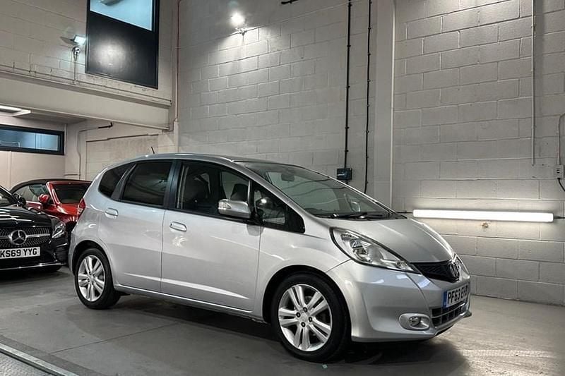 Silver Used 2014 Honda Jazz EX Hatchback | £6,950 (Good price) - Image 1/1