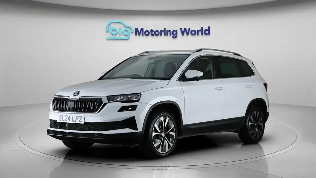 Used Skoda Karoq SE L 150 HP (110 kW) 2024 White SUV