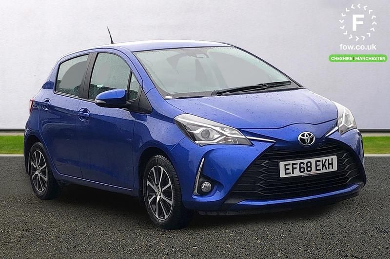 Blue Used 2018 Toyota Yaris Hatchback | £12,299 (Fair price) - Image 1/4