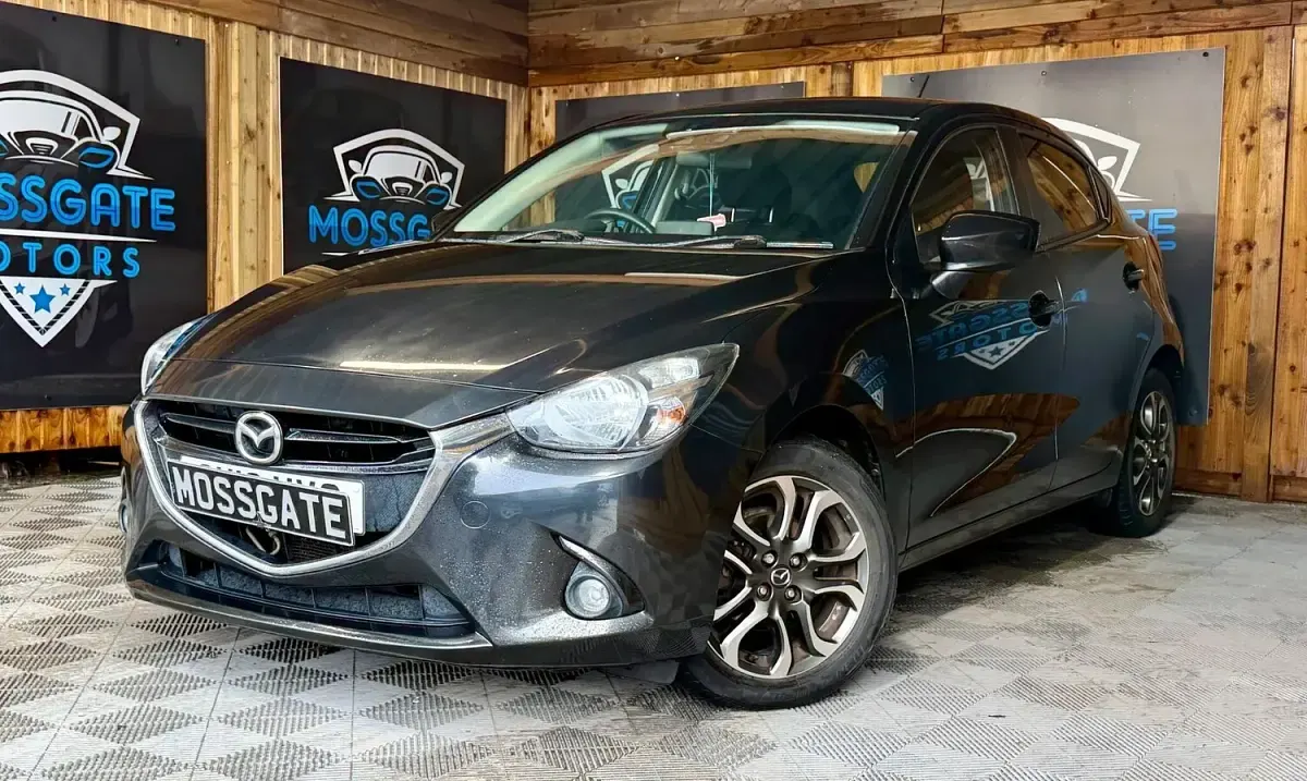Used Mazda 2 Inclusive 105 HP (77 kW) 2016 Black Hatchback