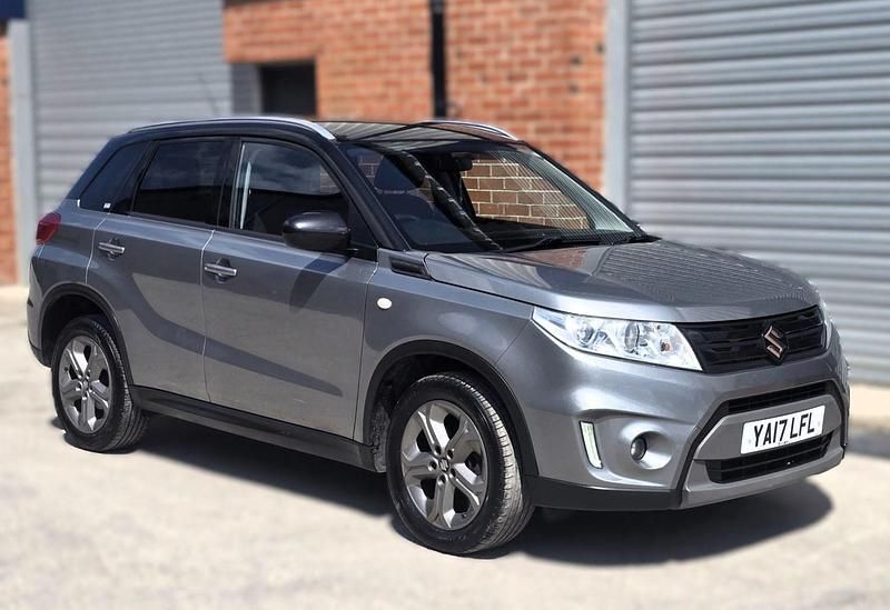 Used Suzuki Vitara SZ-T 120 HP (88 kW) 2017 Grey/black SUV
