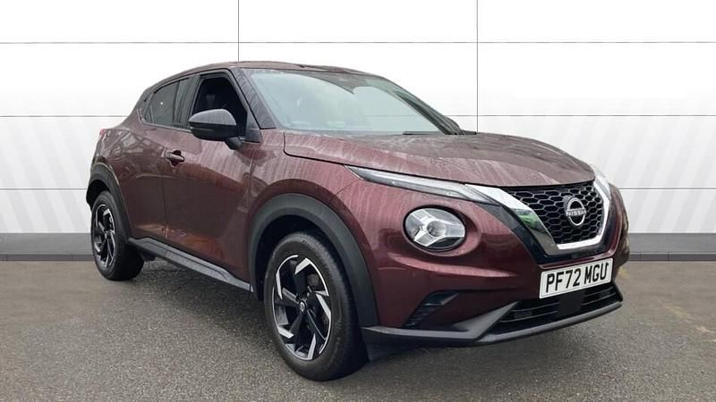Red Used 2022 Nissan Juke N-Connecta SUV | £14,881 (Good price) - Image 1/3
