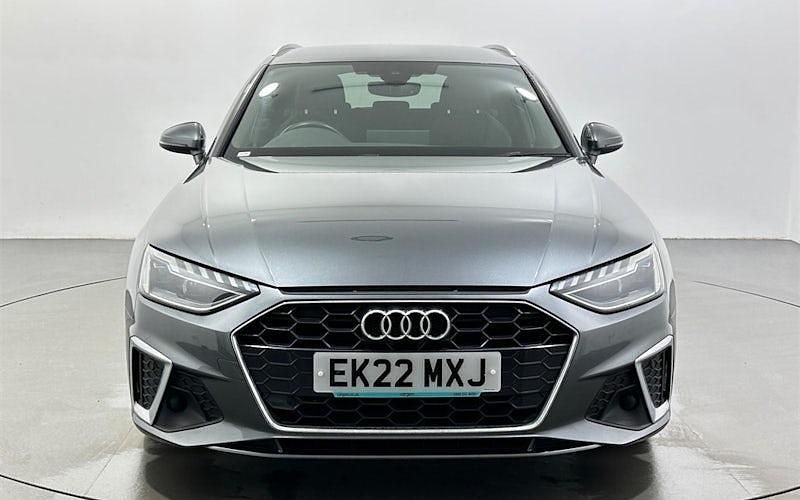 Used Audi A4 S-Line 163 HP (119 kW) 2025 Estate