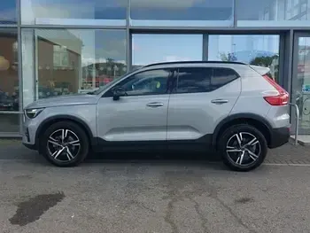 Used Volvo XC40 Plus 163 HP (119 kW) 2023 Silver SUV